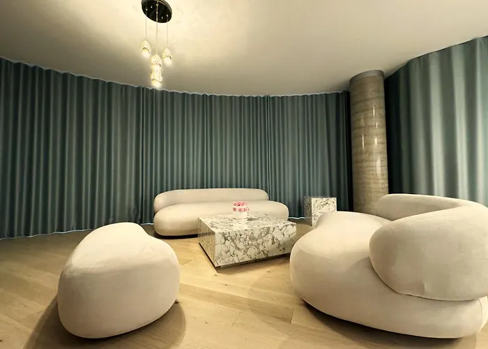 Eurovea Tower Ii Beige * Bratislava