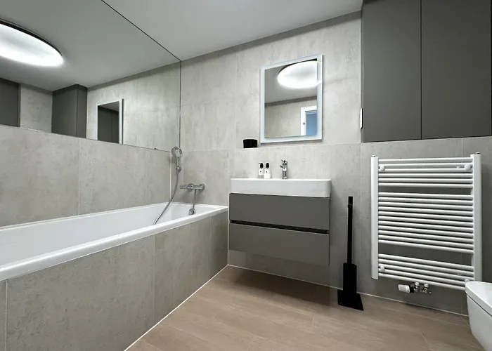 Eurovea Tower Ii Beige Apartament *