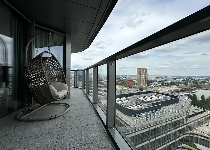 Apartmán Eurovea Tower Ii Beige *