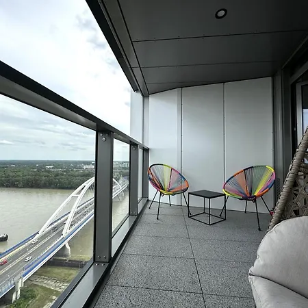 Eurovea Tower Ii Beige Appartamento Bratislava